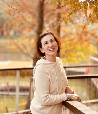 <span>Ying, 61</span>&nbsp;<span style='width: 25px; height: 16px; float: right; background-image: url(/bitmaps/flags_small/CN.PNG)'>&nbsp;</span><br><span>Nanning, Китай</span>&nbsp;<input type='button' class='joinbtn' style='float: right' value='JOIN NOW' />