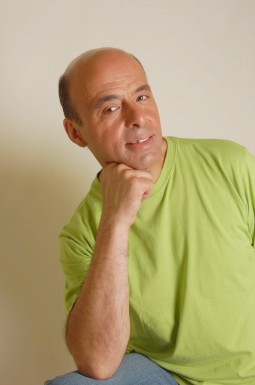 <span>Alberto, 66</span>&nbsp;<span style='width: 25px; height: 16px; float: right; background-image: url(/bitmaps/flags_small/CN.PNG)'>&nbsp;</span><br><span>Chongqing C, จีน</span>&nbsp;<input type='button' class='joinbtn' style='float: right' value='JOIN NOW' />