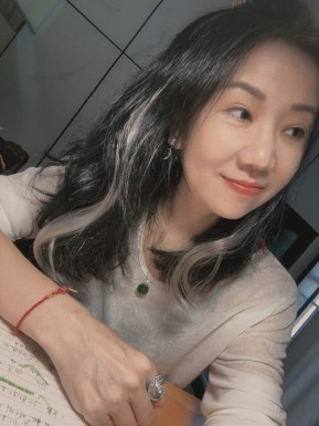 <span>Mei, 54</span>&nbsp;<span style='width: 25px; height: 16px; float: right; background-image: url(/bitmaps/flags_small/CN.PNG)'>&nbsp;</span><br><span>Guangzhou, จีน</span>&nbsp;<input type='button' class='joinbtn' style='float: right' value='JOIN NOW' />