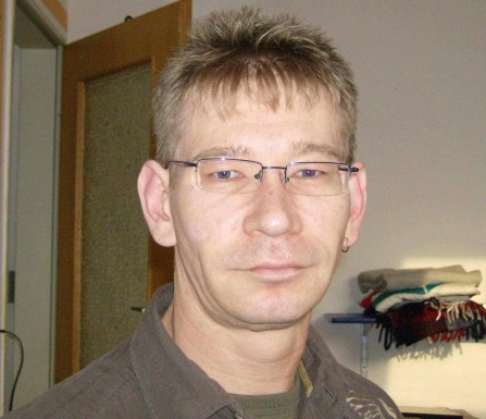 <span>Roman, 52</span>&nbsp;<span style='width: 25px; height: 16px; float: right; background-image: url(/bitmaps/flags_small/DE.PNG)'>&nbsp;</span><br><span>Mengerskirc, Germany</span>&nbsp;<input type='button' class='joinbtn' style='float: right' value='JOIN NOW' />